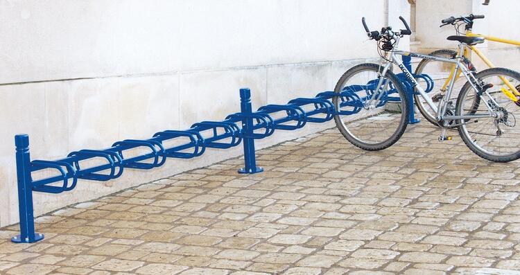 Anwendungsbeispiel: 6 Einstellplätze mit Erweiterungsmodul (auf Anfrage erhältlich)