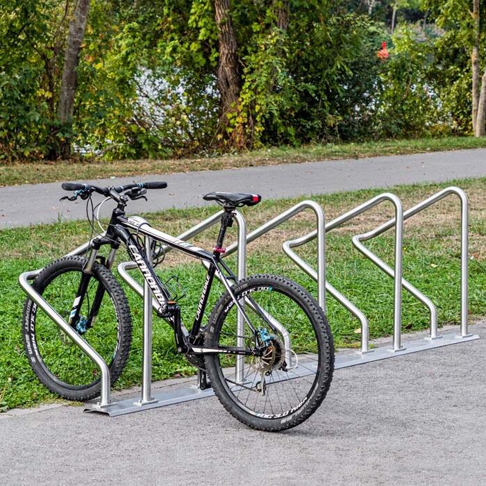 Anwendungsbeispiel (Edelstahl-Modell abgebildet):