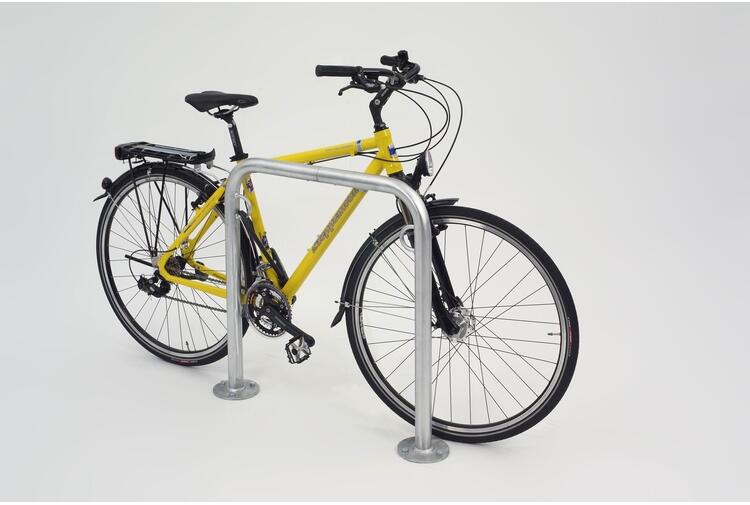 Anwendungsbeispiel: Anlehnbügel -Trust- zum Aufdübeln (Art. trust-11)