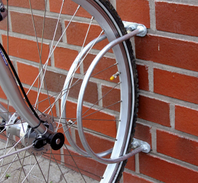 Einzelparker / Fahrradständer -Belfast-, zur Wandbefestigung 90°, Reifenbreite bis 43 mm