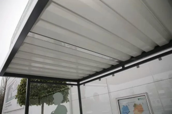 Detailansicht: InLight Beleuchtungssystem für Trapezblechdächer