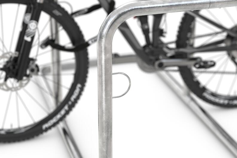 Modellbeispiel: Reihenanlehnbügel -Galaxy- (3er) aus Stahl, mit 6 Einstellplätzen (Art. galaxy33)